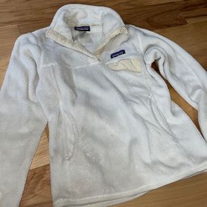 Patagonia soft crewneck. So soft and warm!